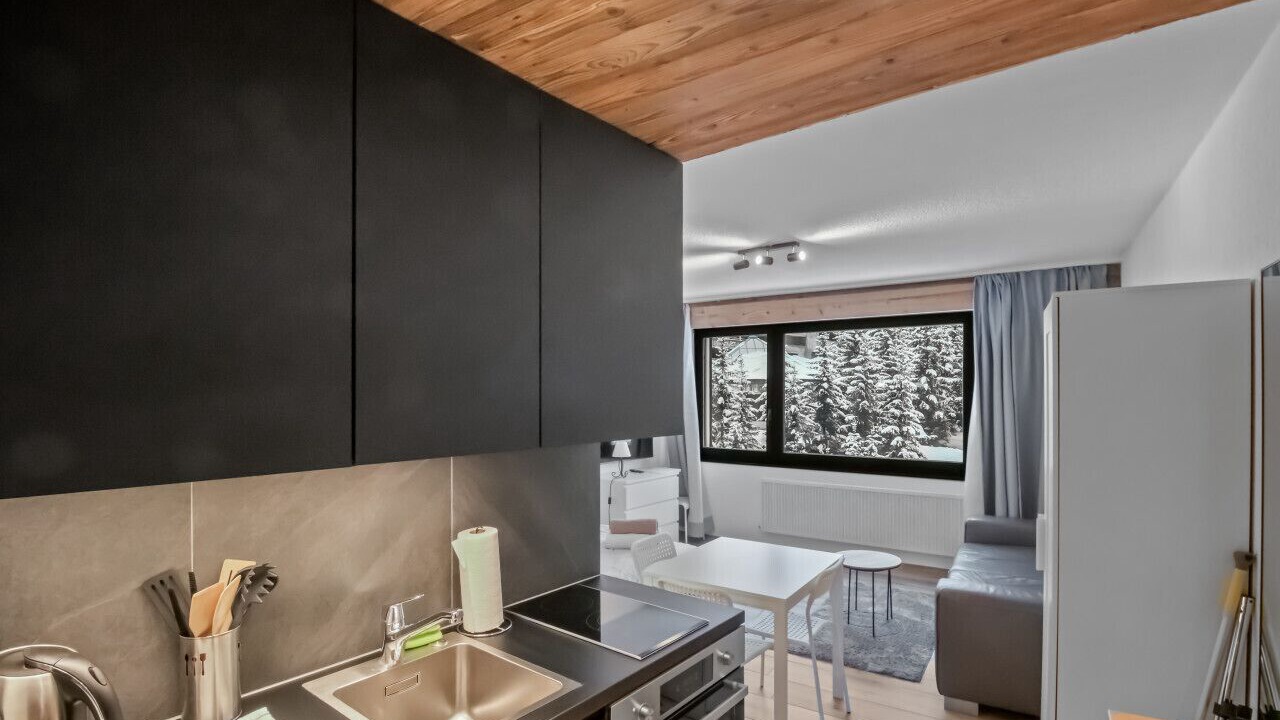 Photo of Kitchen in Lens