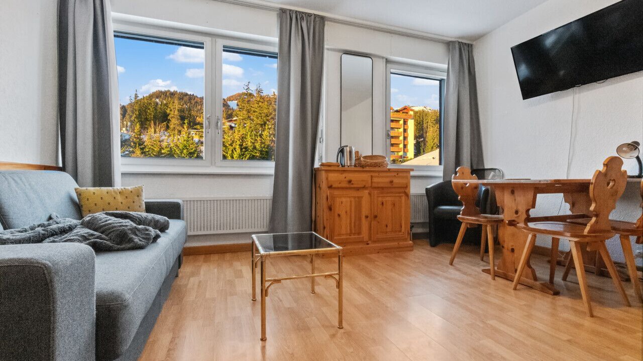 Photo of Livingroom in Lens