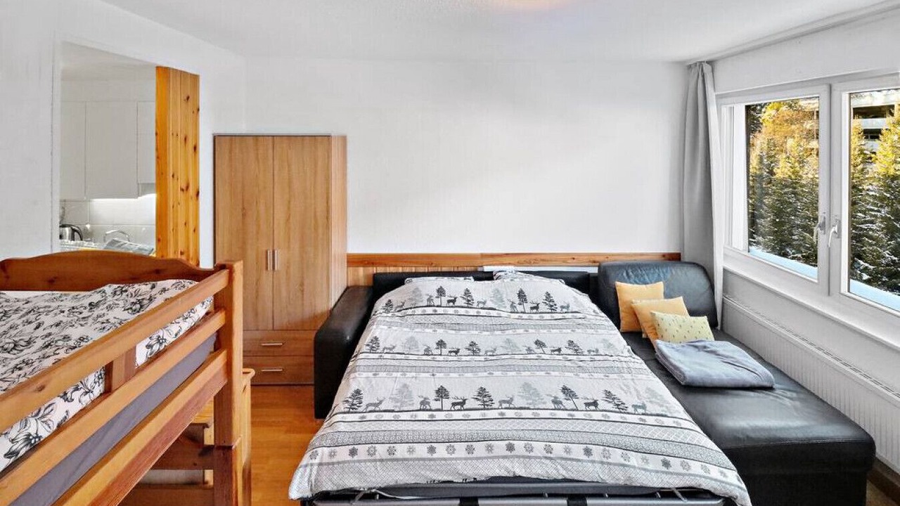 Photo of Bedroom in Lens