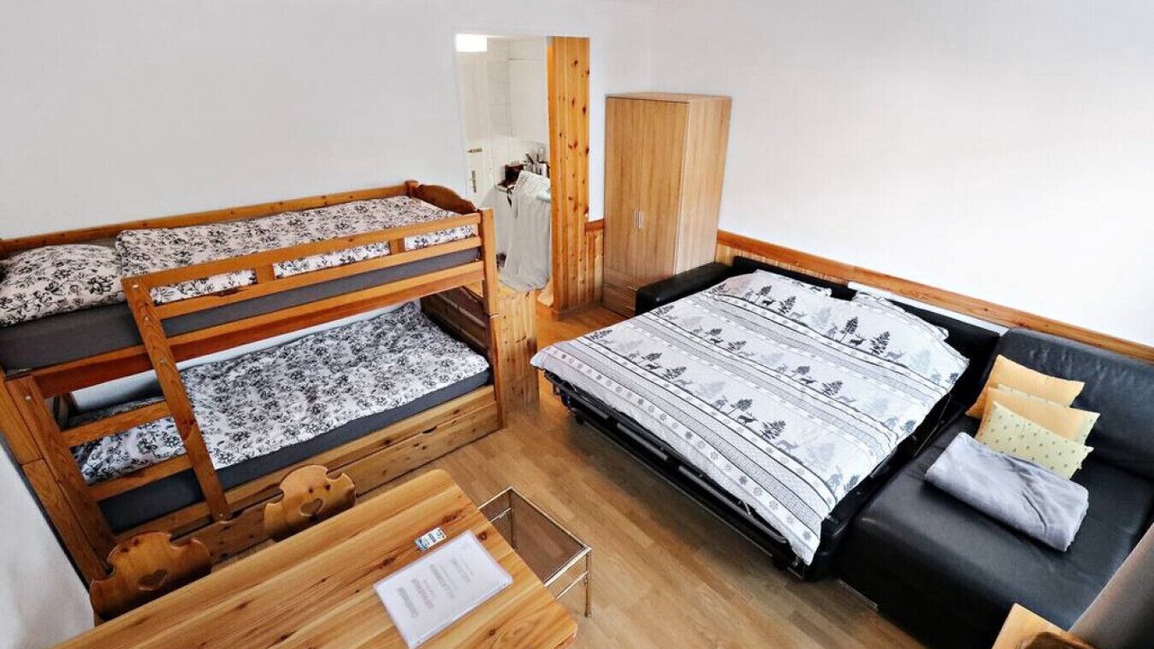 Photo of Bedroom in Lens