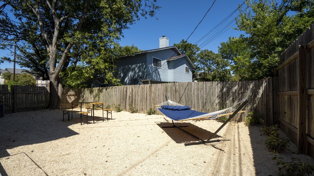 Photo of Outdoor in East Riverside - Oltorf