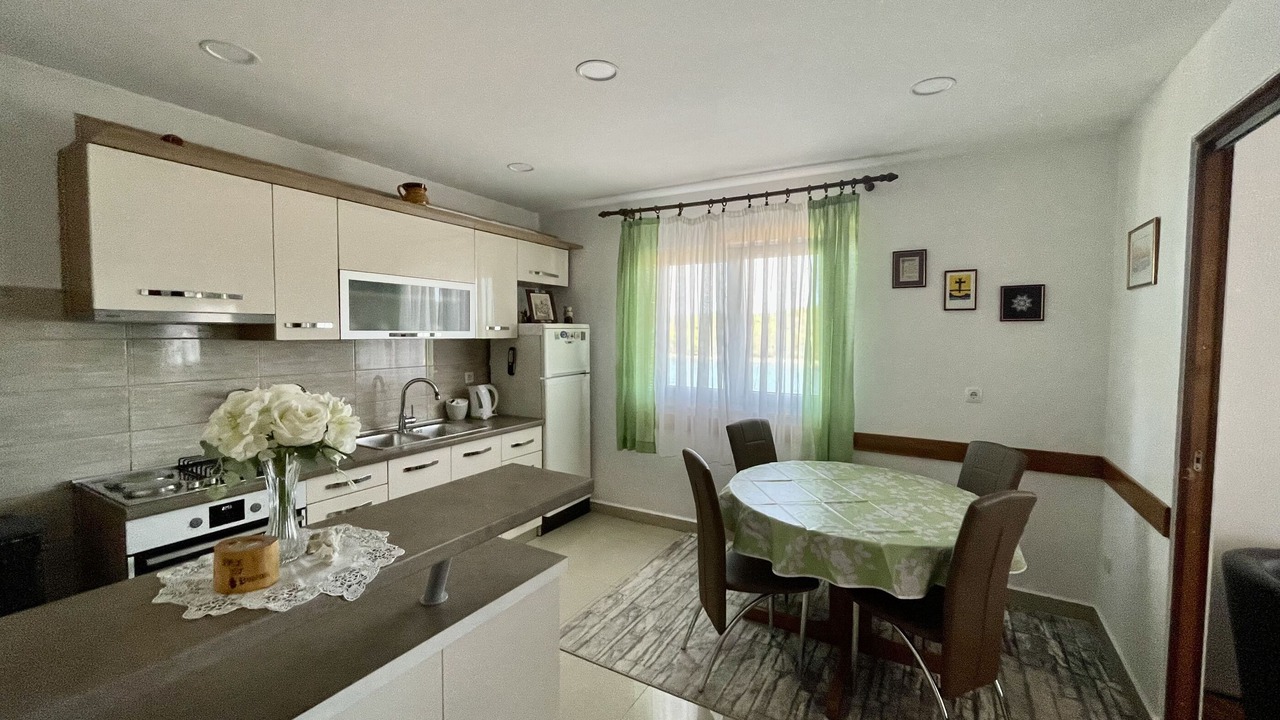 Photo of Kitchen in Veli Rat