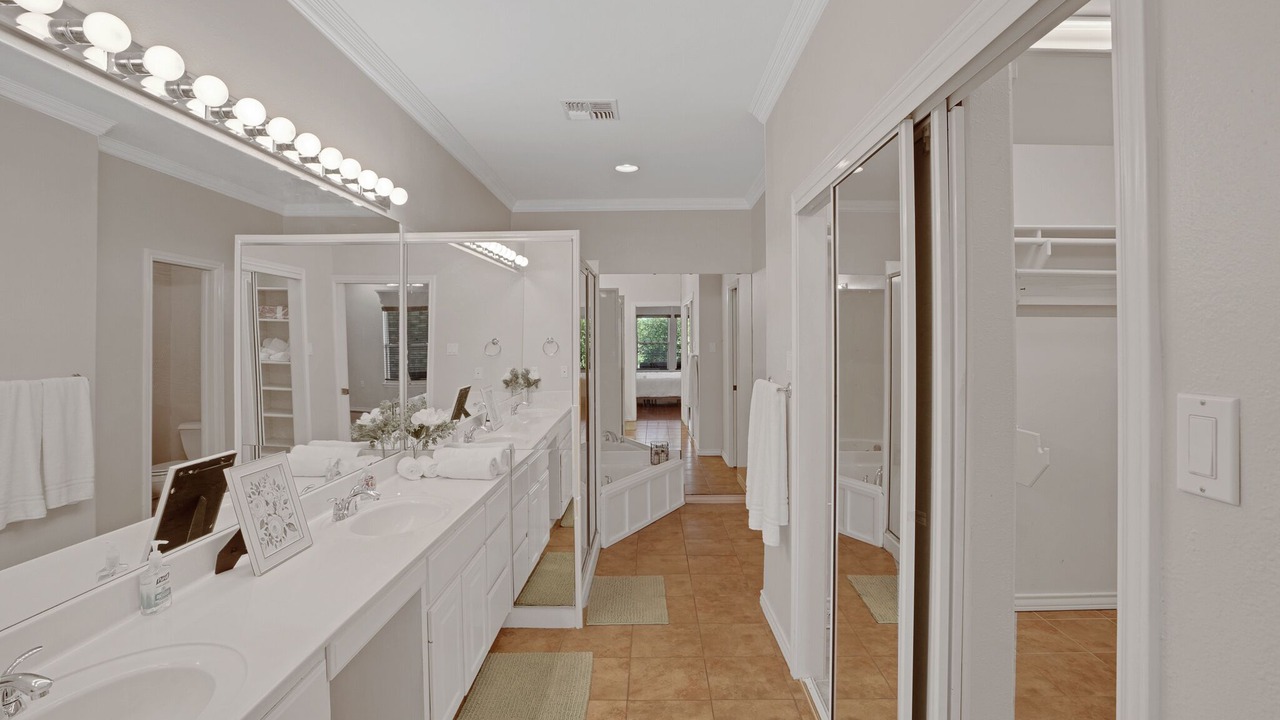 Photo of Bathroom in South Side