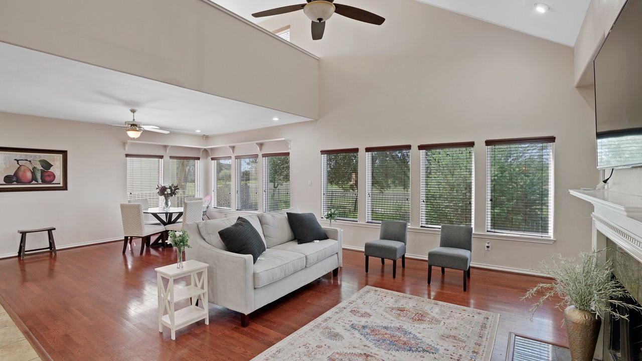 Photo of Livingroom in South Side