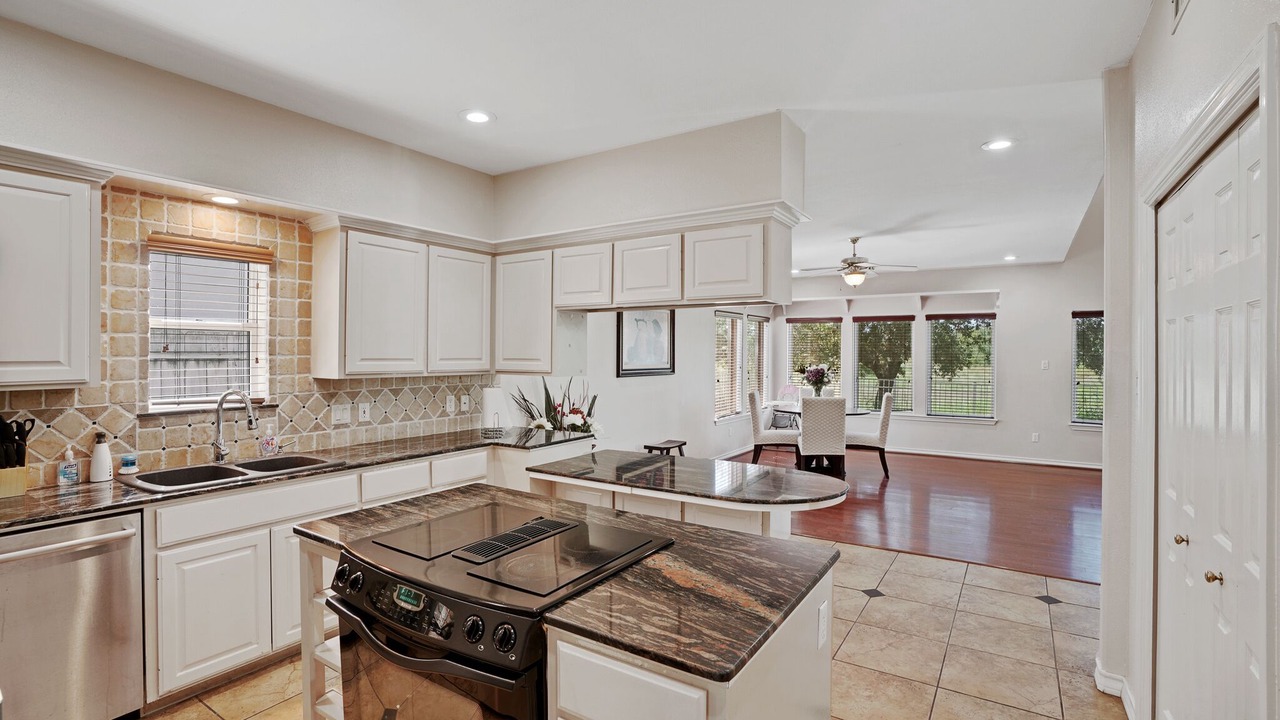 Photo of Kitchen in South Side