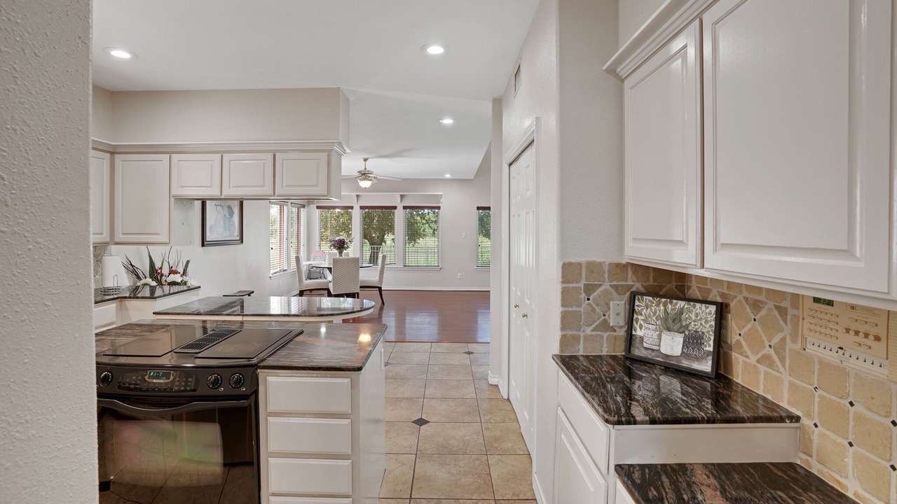 Photo of Kitchen in South Side