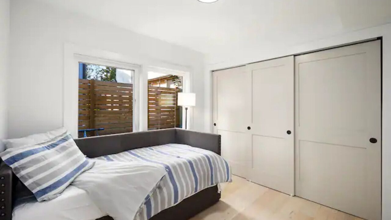 Photo of Others in Highland Park