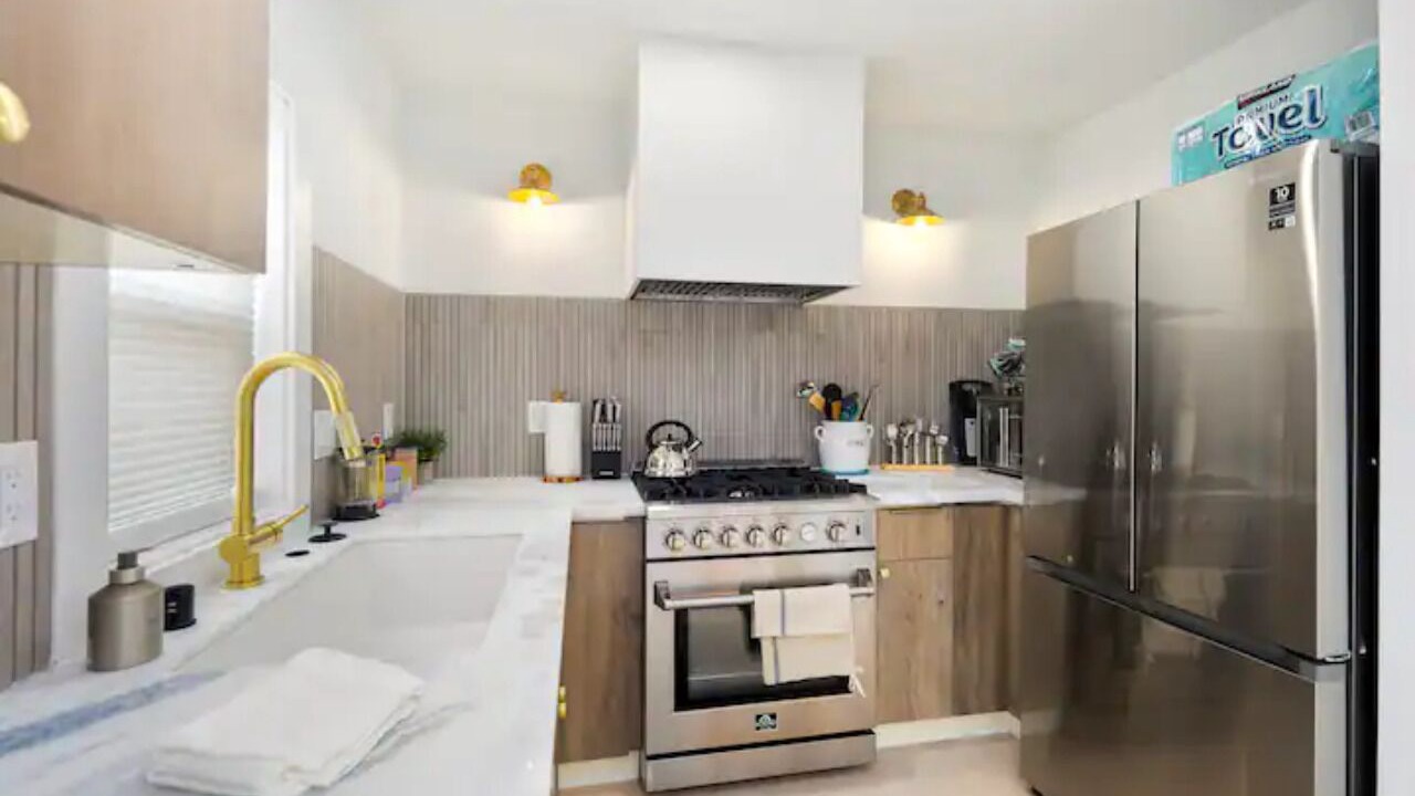 Photo of Others in Highland Park