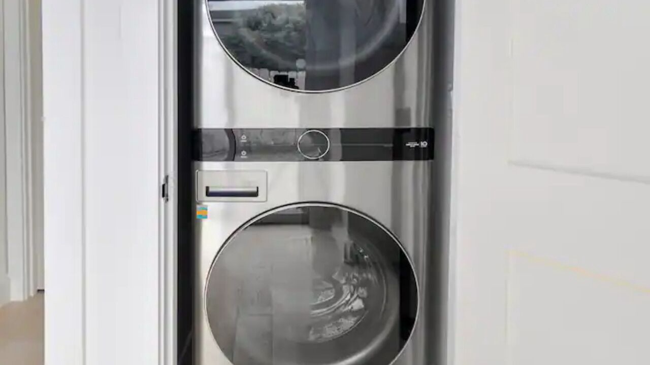 Photo of Others in Highland Park