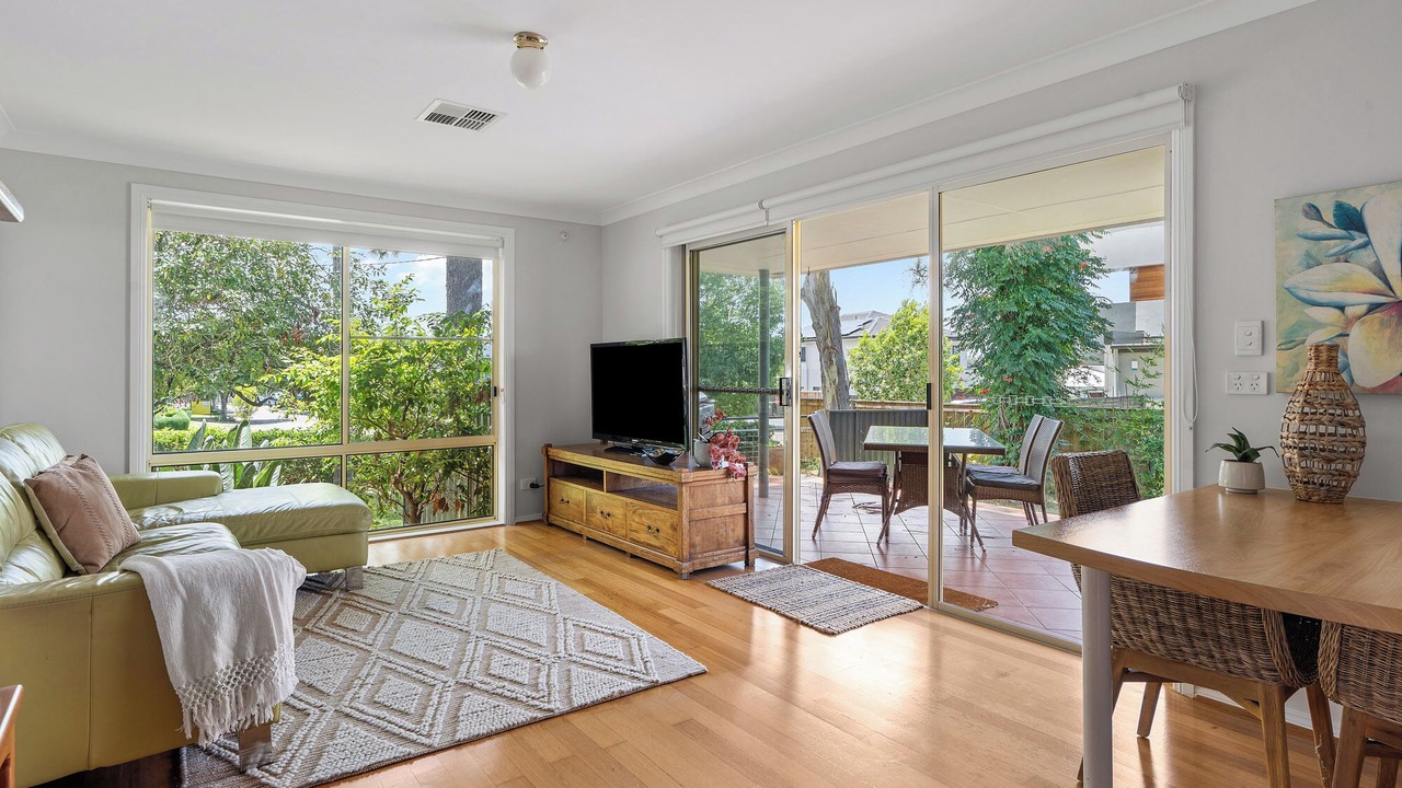 Photo of Livingroom in Lake Macquarie City Council