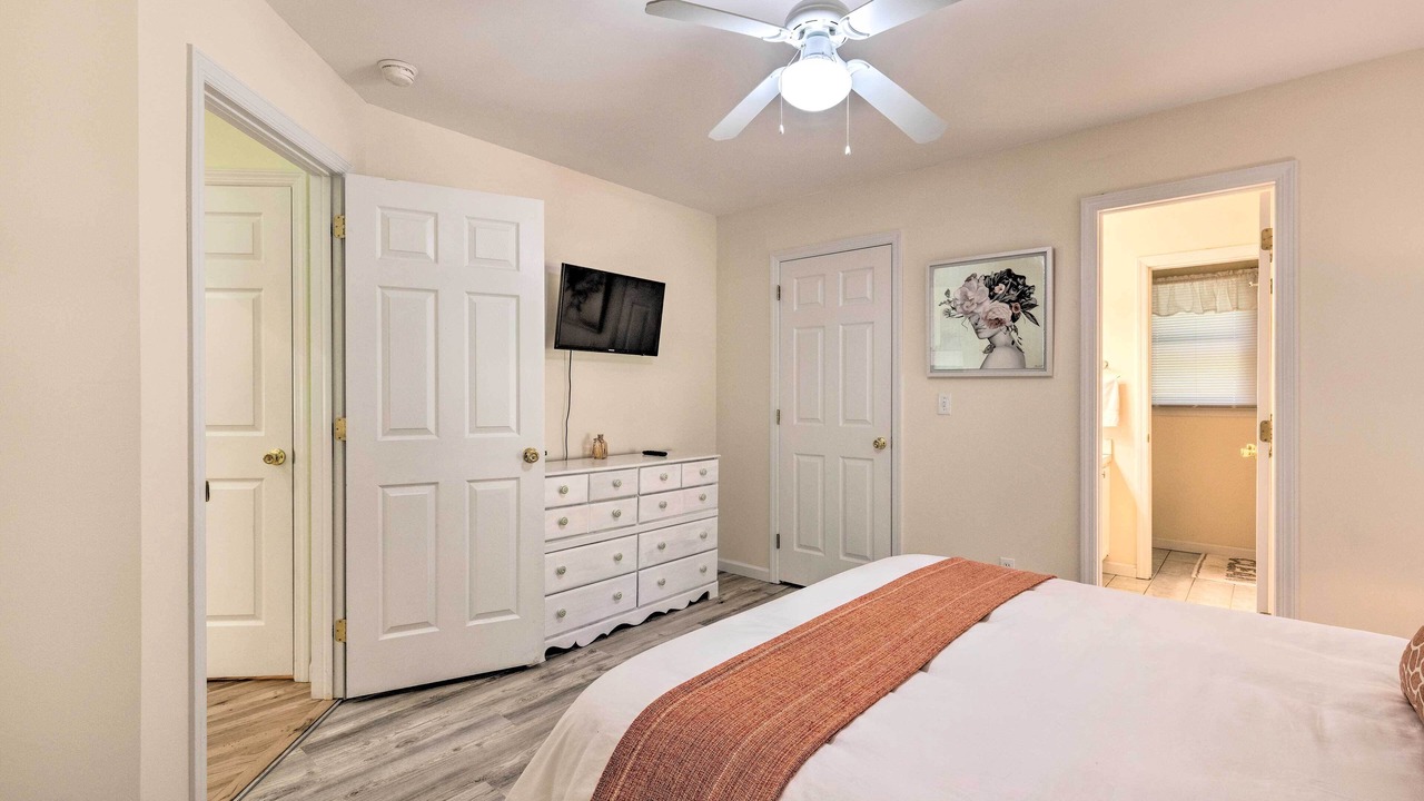 Photo of Bedroom in Jamesport