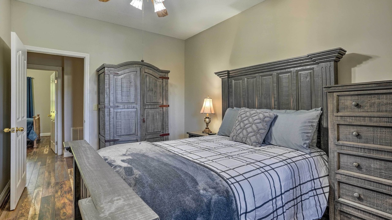 Photo of Bedroom in Trenton