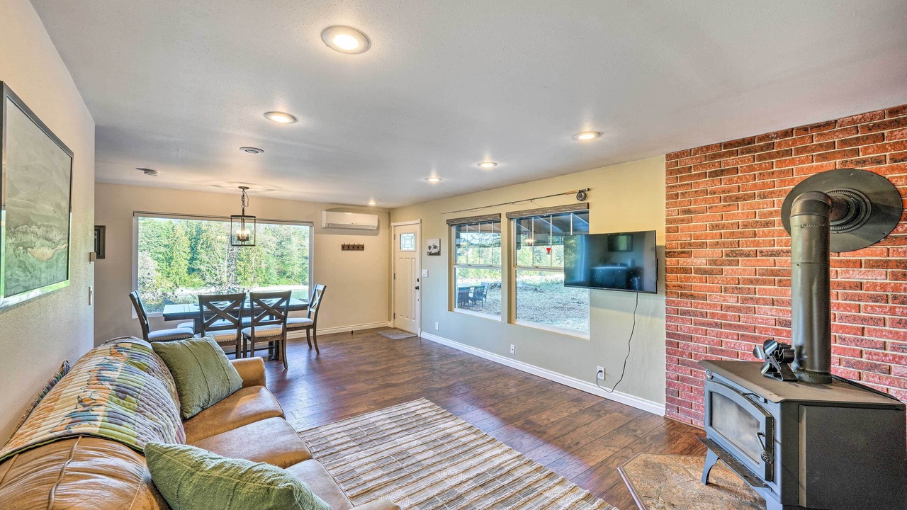 Photo of Bedroom in Concrete