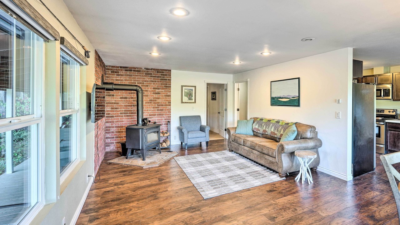Photo of Bedroom in Concrete