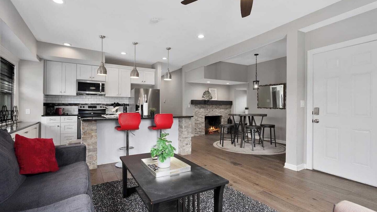 Photo of Livingroom in Kansas City