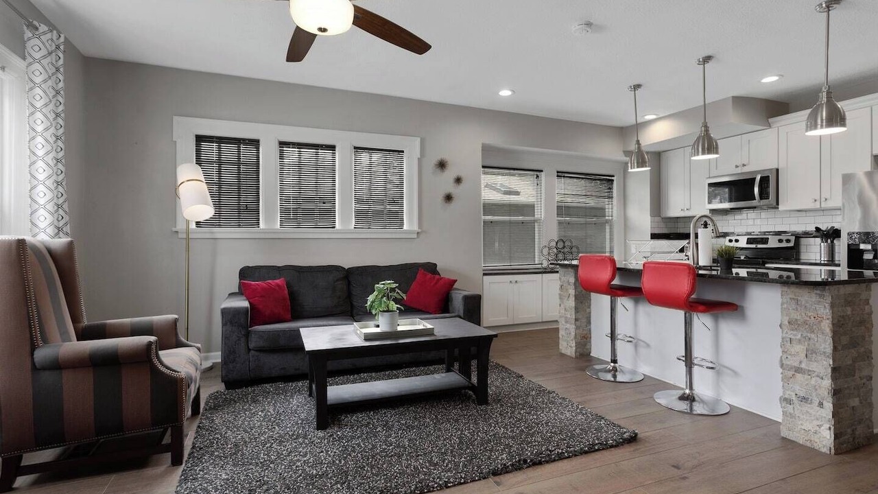 Photo of Livingroom in Kansas City