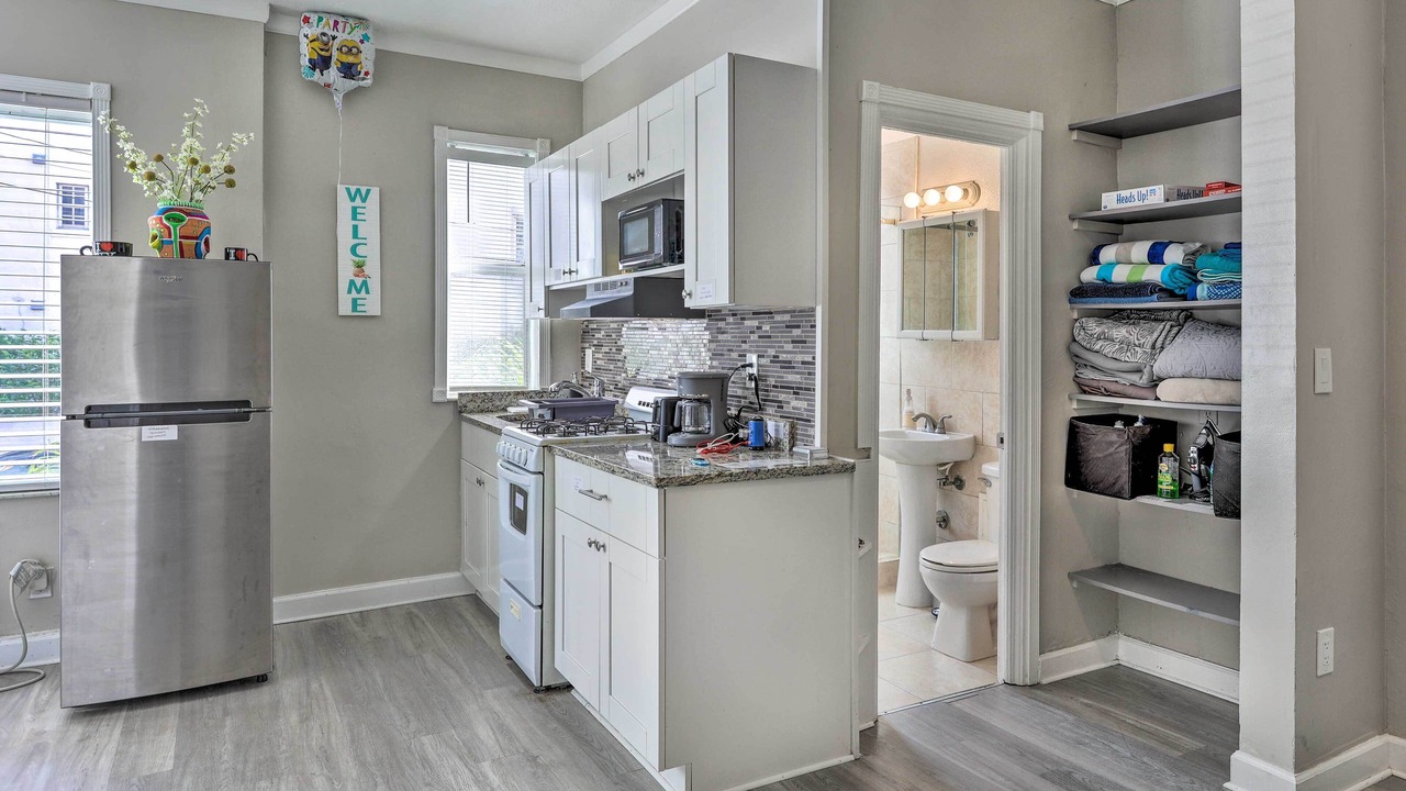 Photo of Kitchen in Mid Beach