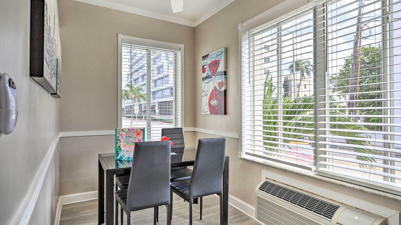 Photo of Others in Mid Beach