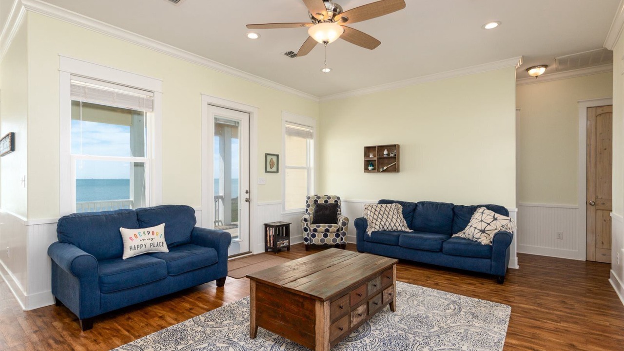 Photo of Livingroom in Rockport