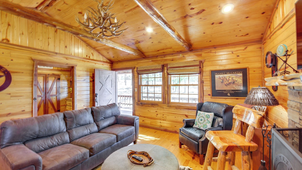 Photo of Livingroom in Edom