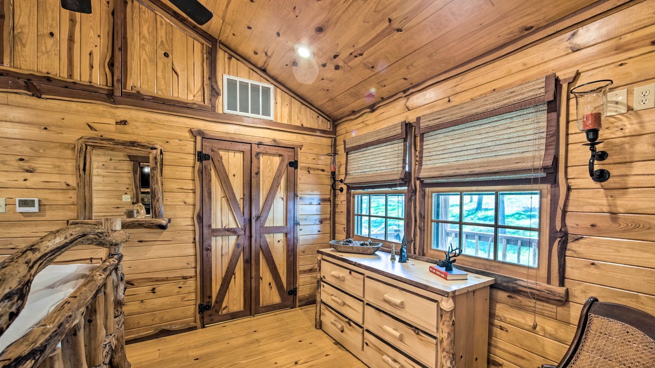 Photo of Bedroom in Edom