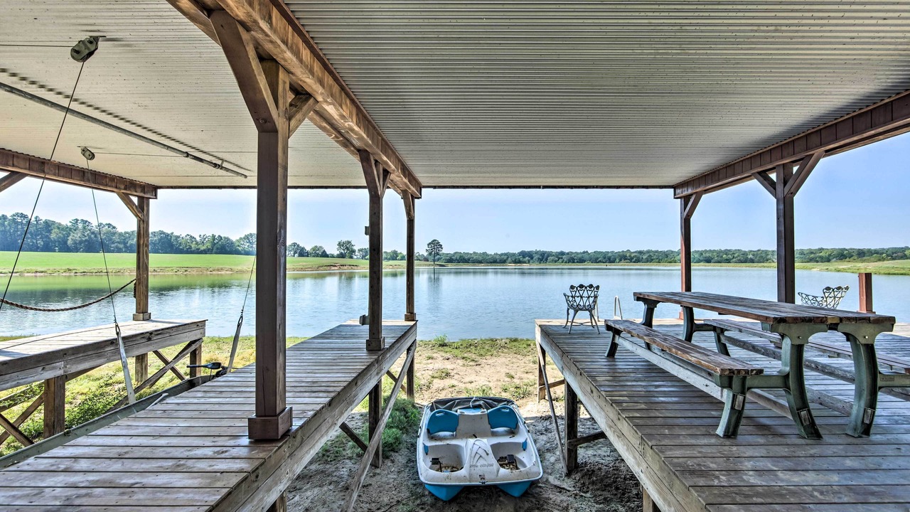 Photo of Outdoor in Edom