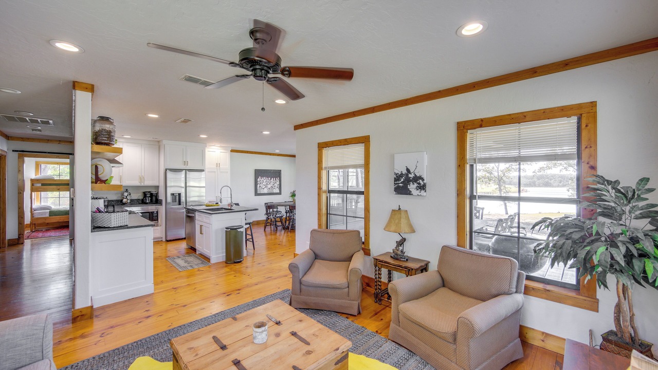 Photo of Livingroom in Edom