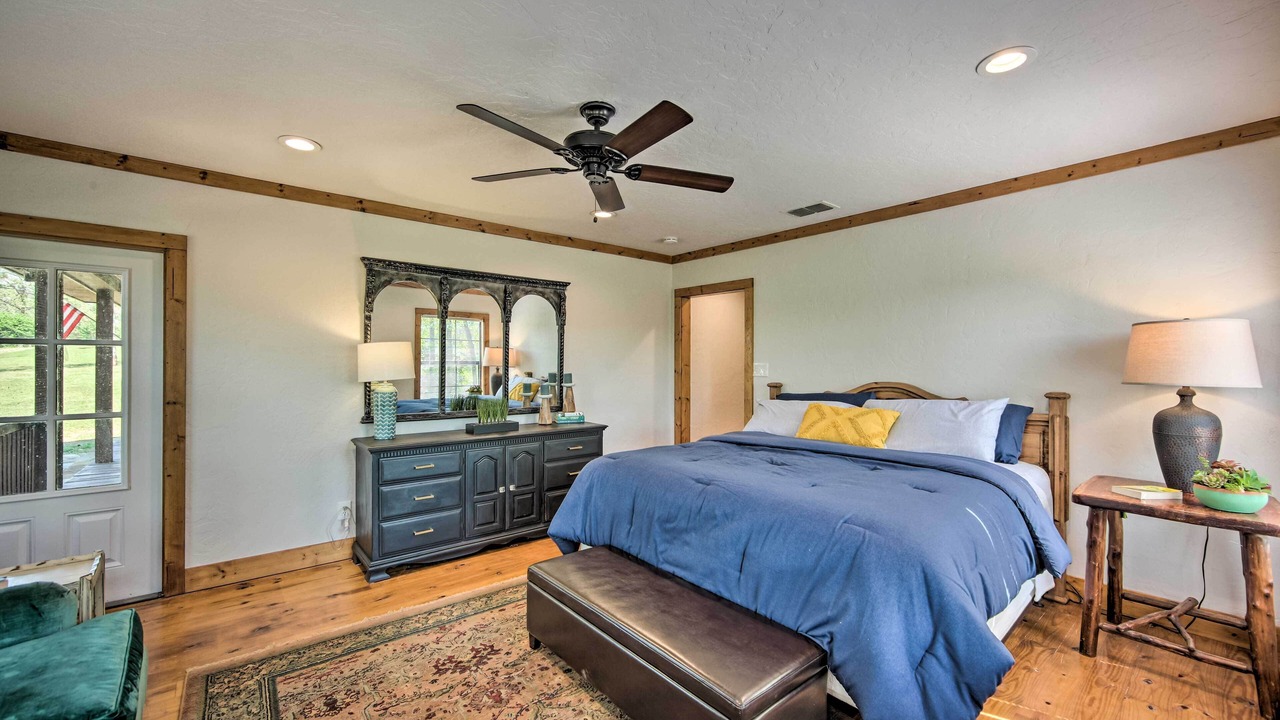 Photo of Bedroom in Edom