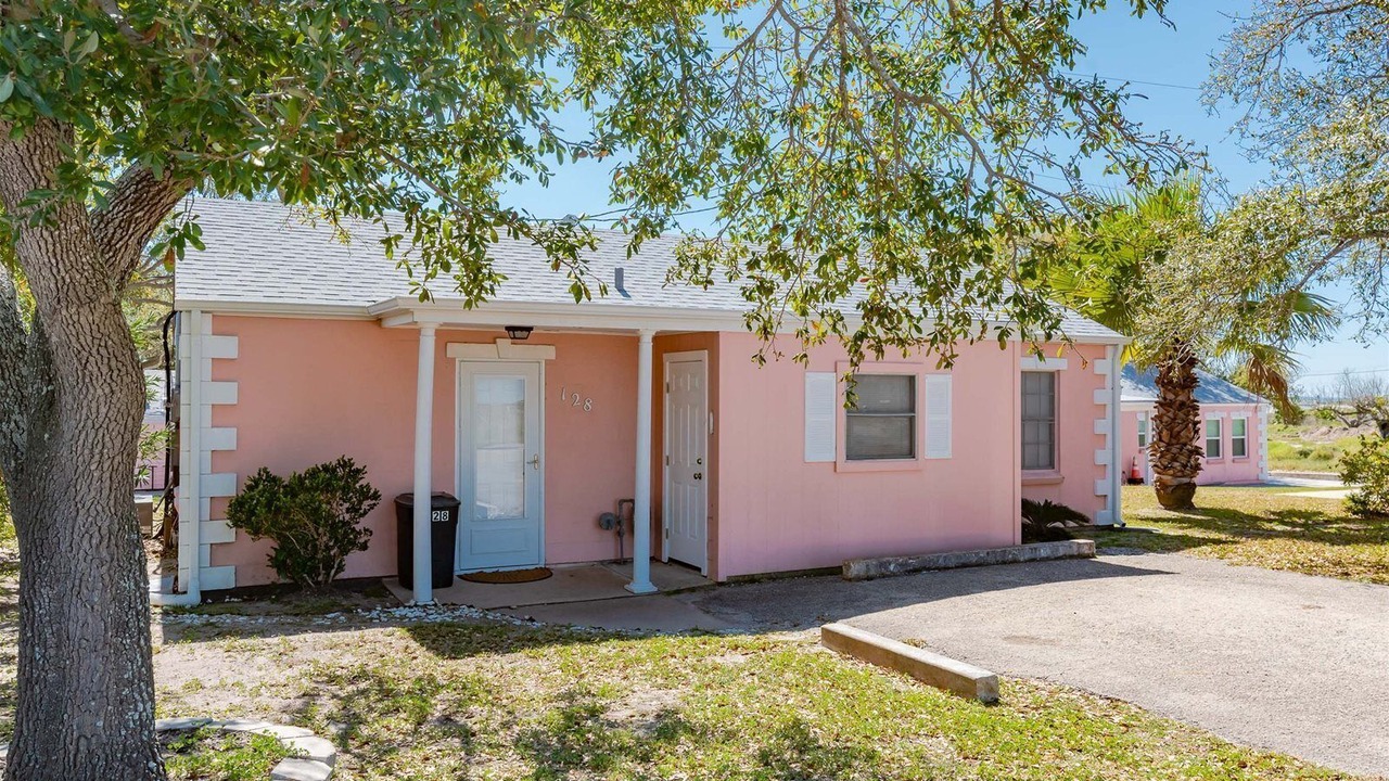 Photo of Outdoor in Lamar