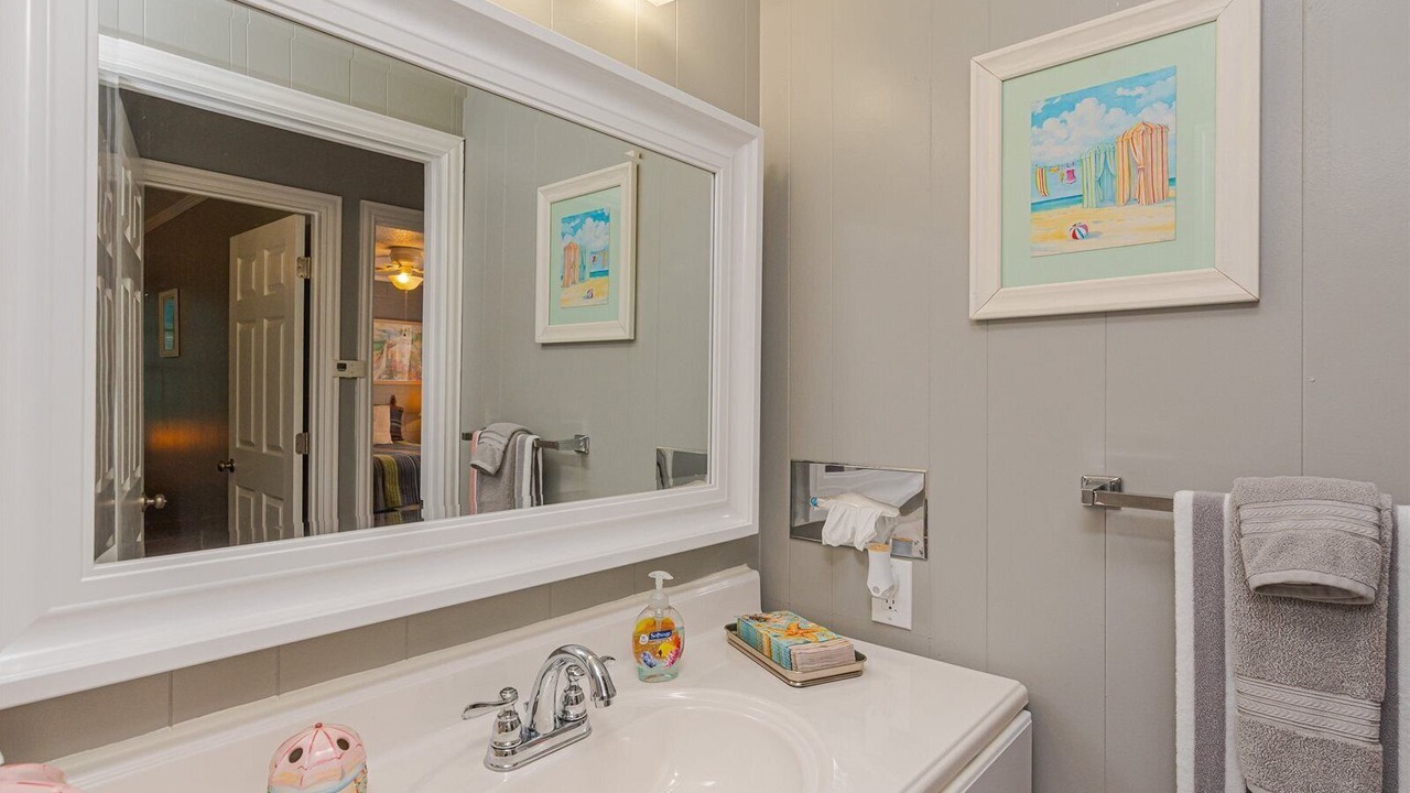 Photo of Bathroom in Lamar