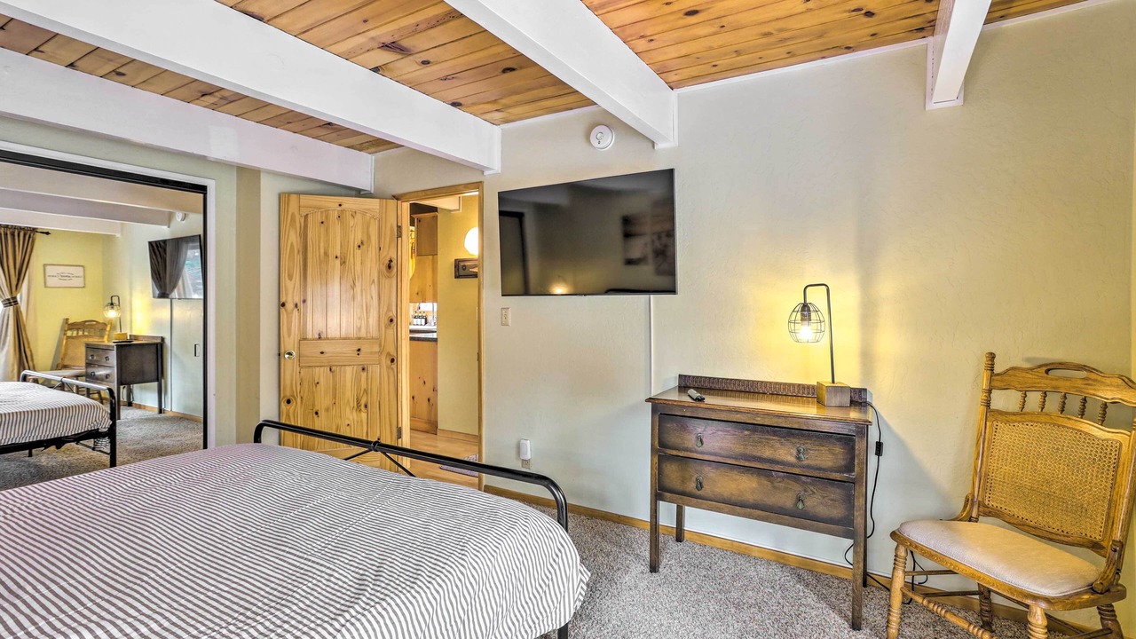 Photo of Bedroom in Whispering Forest