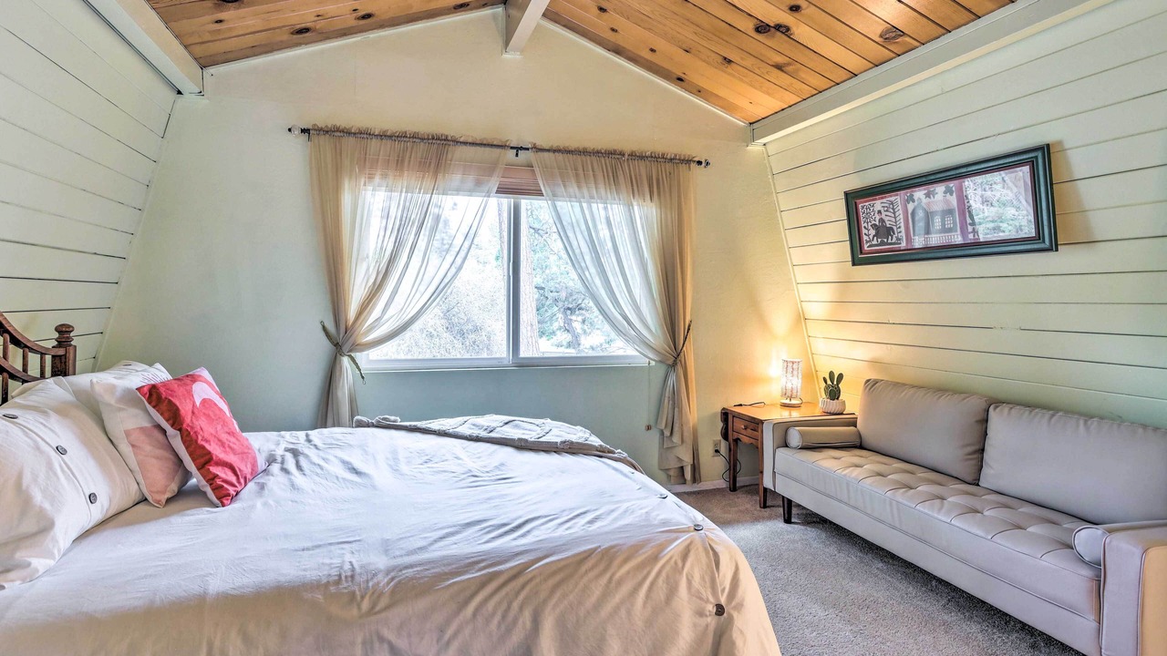 Photo of Bedroom in Whispering Forest