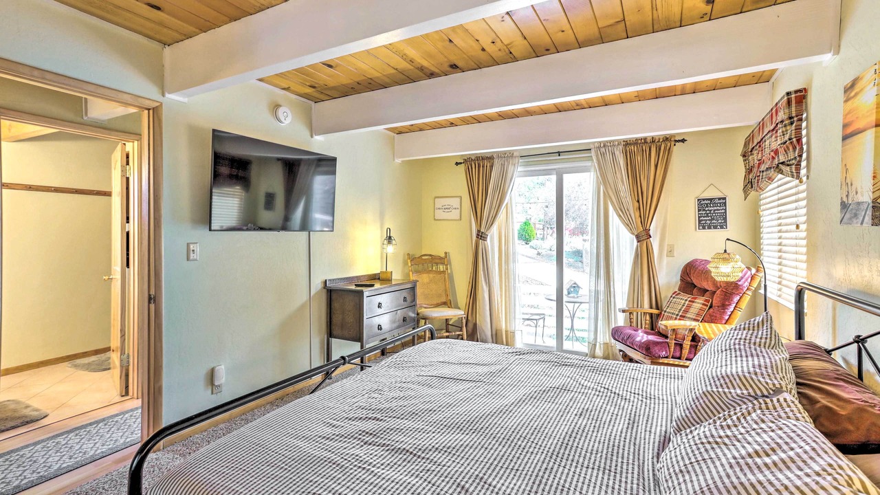 Photo of Bedroom in Whispering Forest