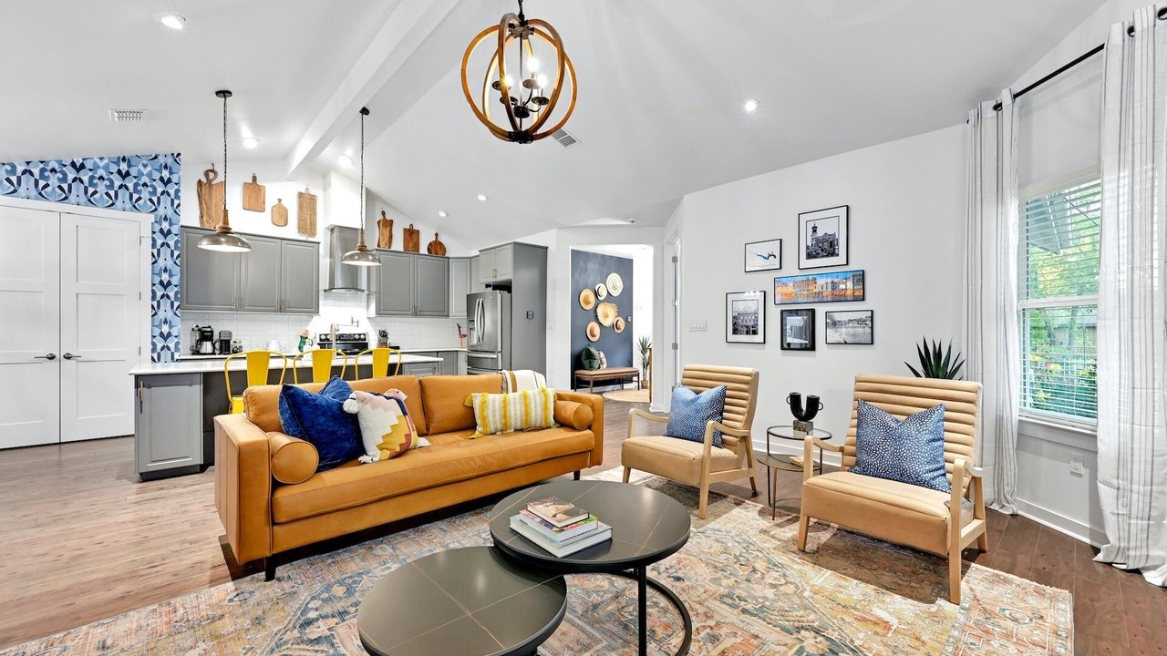 Photo of Livingroom in Georgetown
