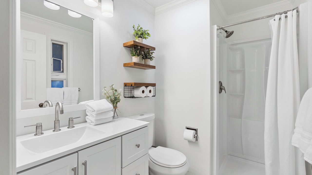 Photo of Bathroom in Education Hill