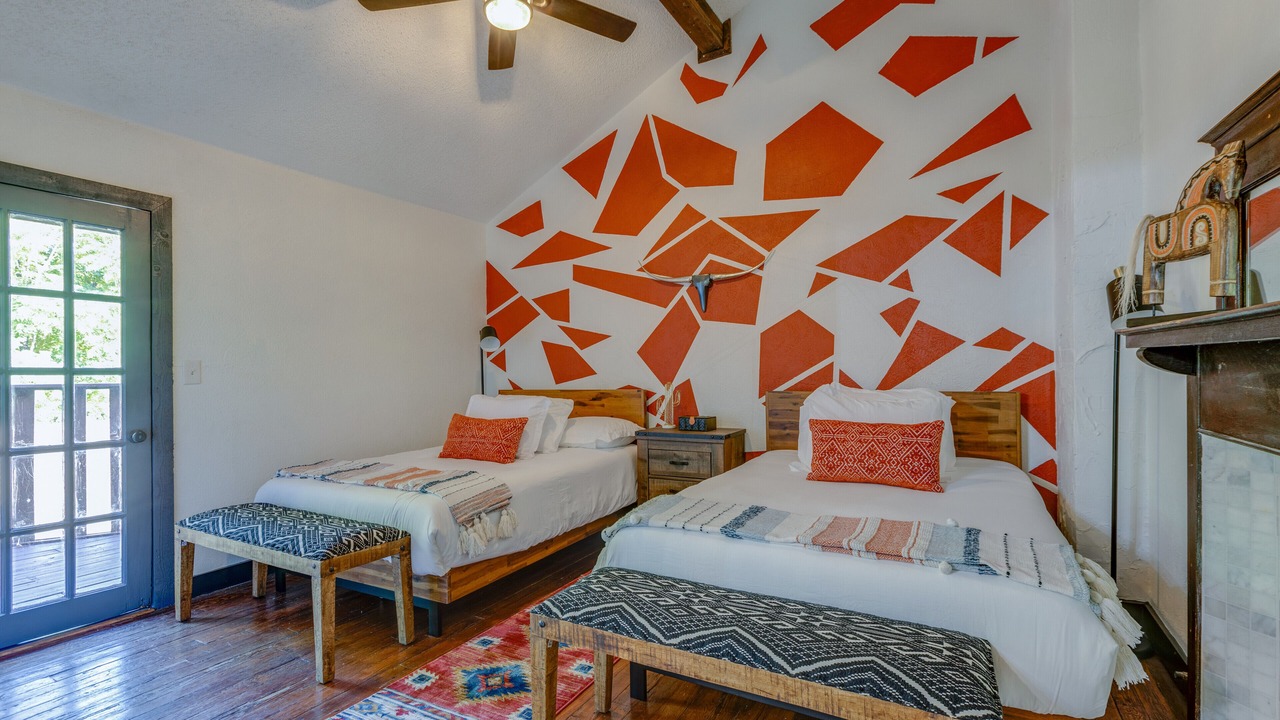 Photo of Bedroom in Lavon