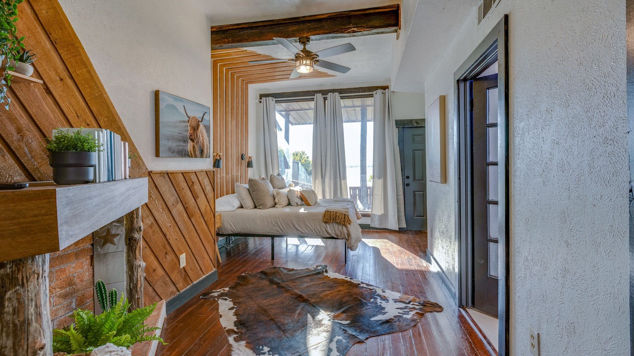 Photo of Bedroom in Lavon