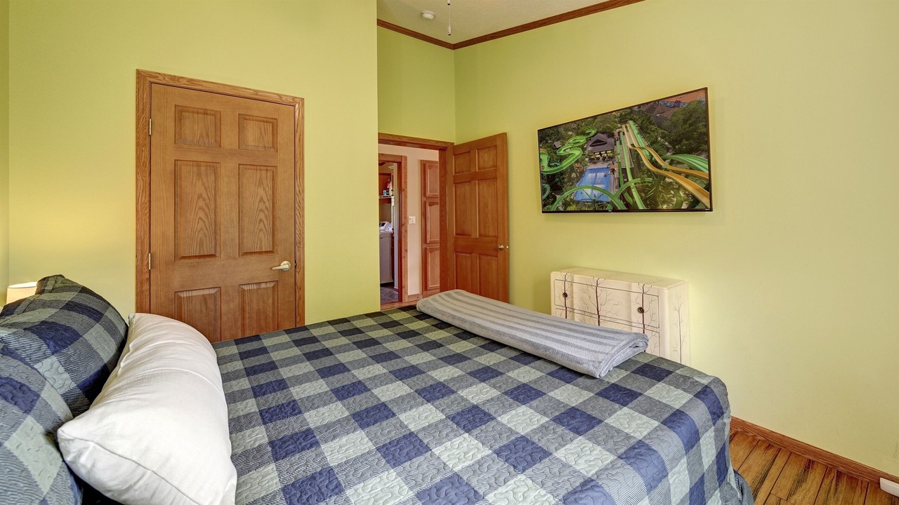 Photo of Bedroom in Wisconsin Dells