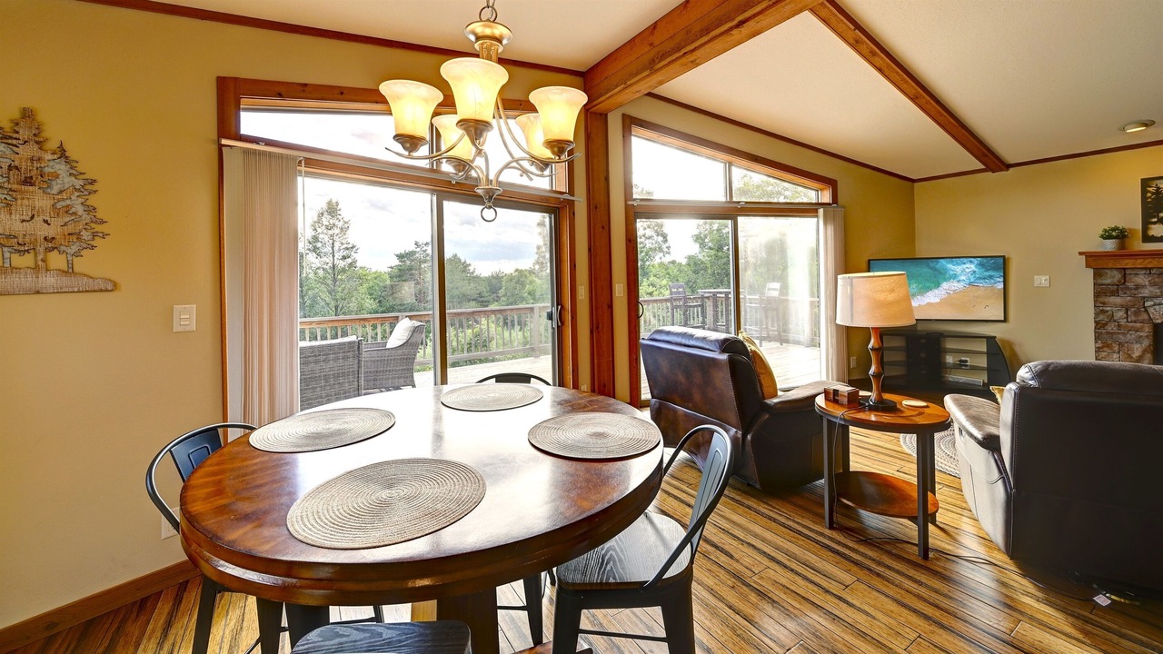 Photo of Livingroom in Wisconsin Dells