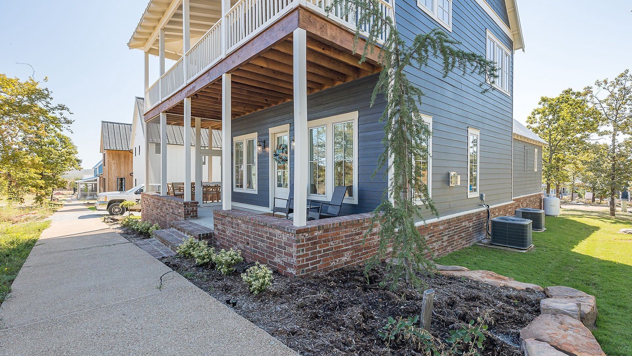 Photo of Outdoor in Carlton Landing