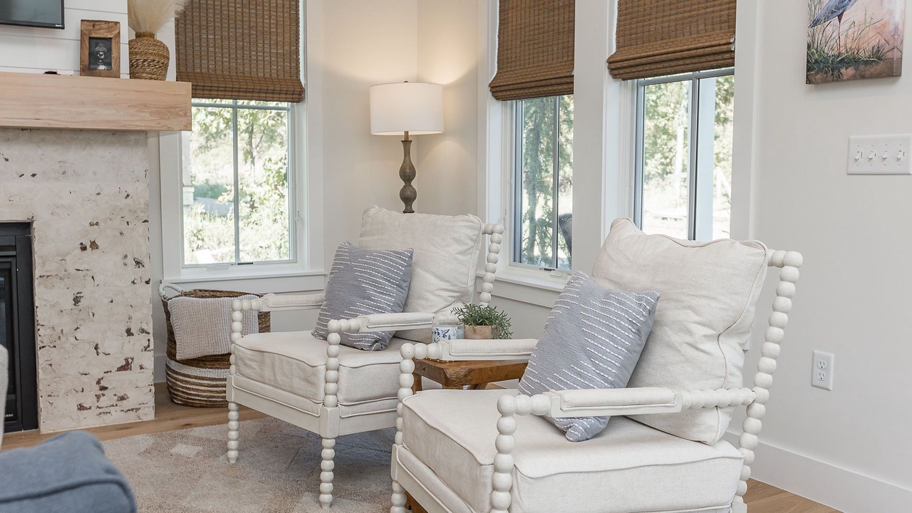 Photo of Livingroom in Carlton Landing