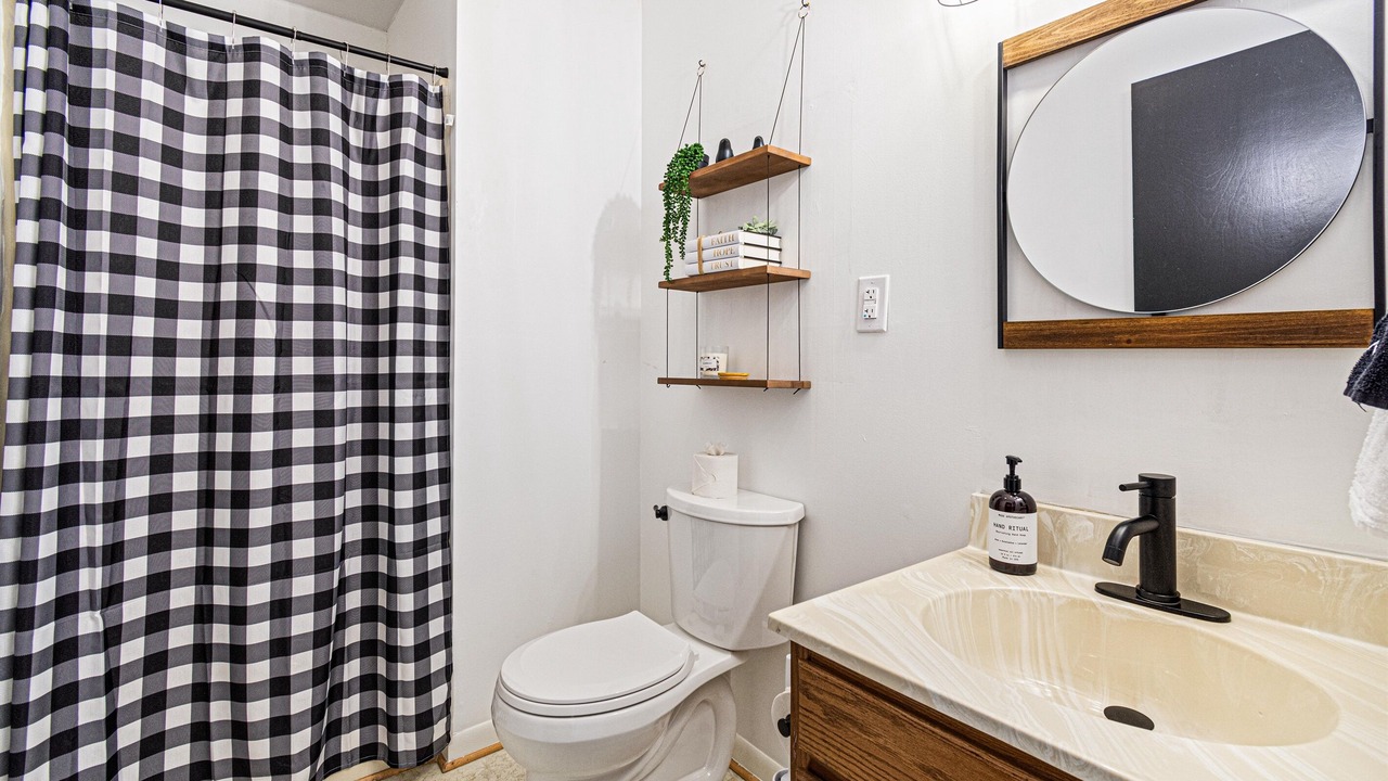 Photo of Bathroom in Beech Mountain