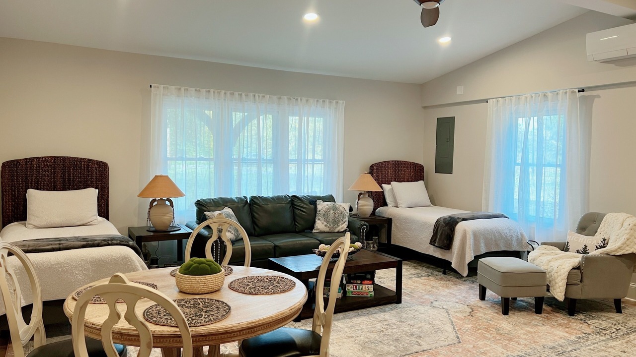 Photo of Bedroom in Paw Paw Lake
