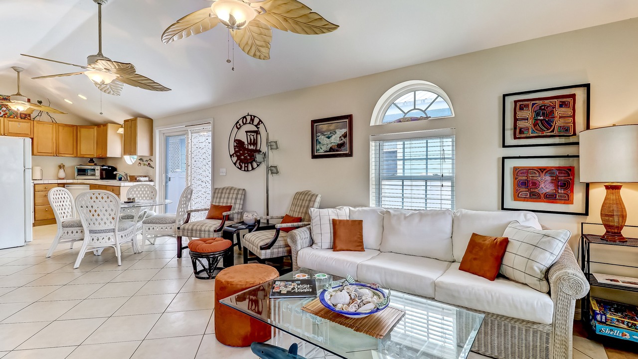 Photo of Livingroom in Fernandina Beach
