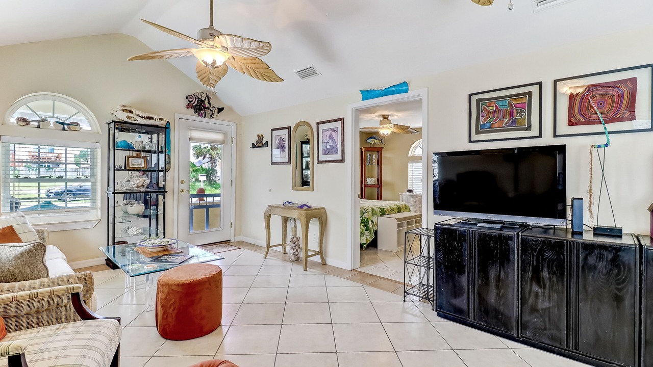 Photo of Livingroom in Fernandina Beach