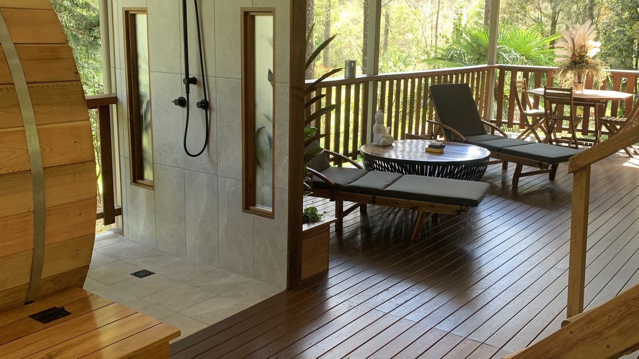 Photo of Patio Balcony in Barkers Vale