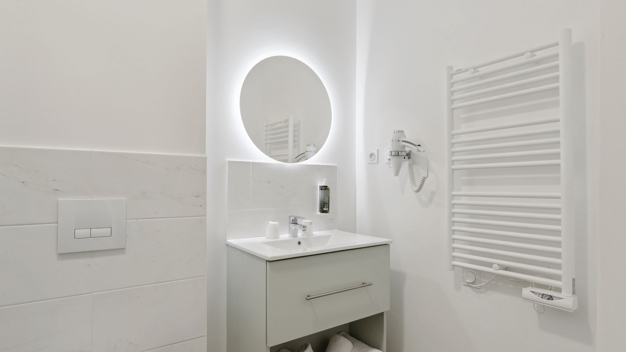 Photo of Bathroom in Noisy-le-Grand