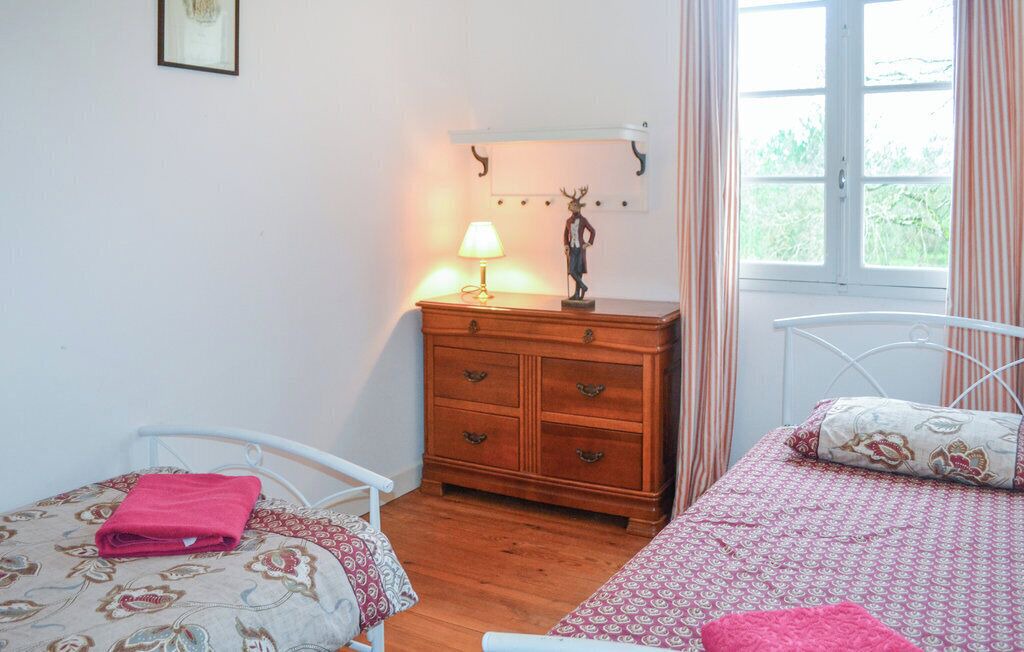 Photo of Bedroom in Gontaud