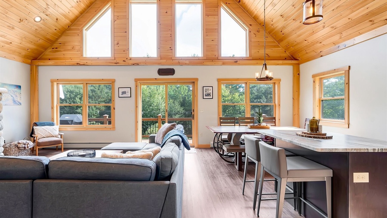 Photo of Livingroom in Sunday River Area