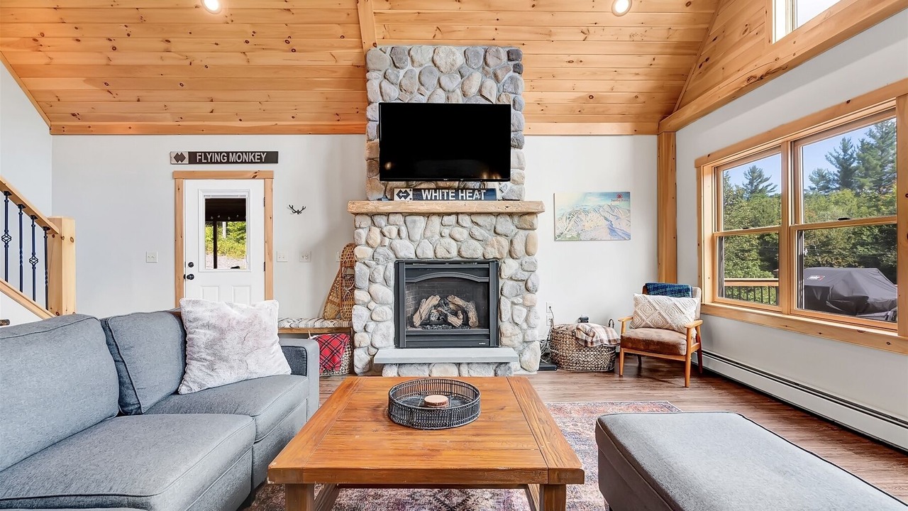 Photo of Livingroom in Sunday River Area